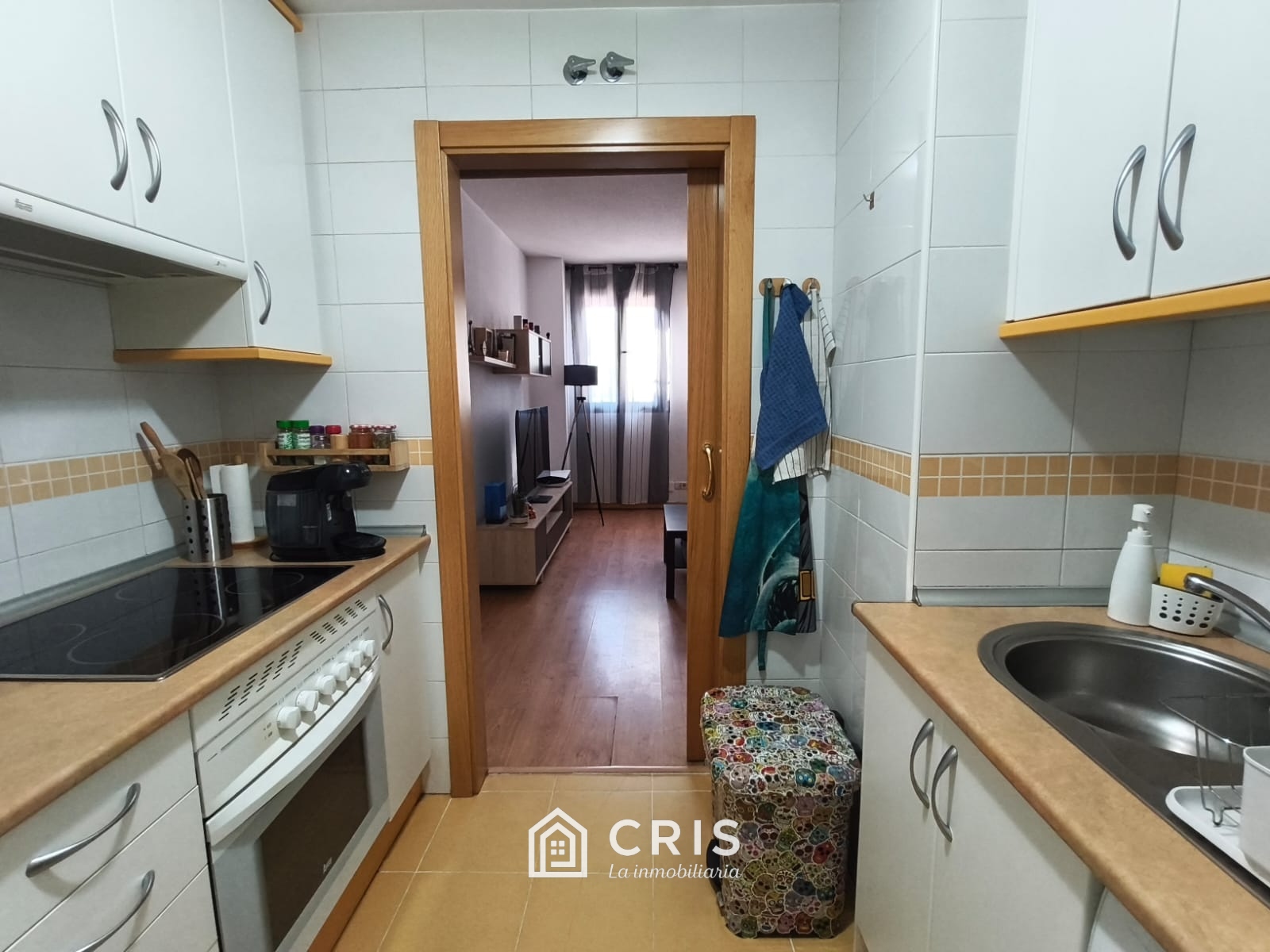 Vivienda de 2 dormitorios, 2 baños completos, plaza de garaje y cuarto trastero. — foto 4