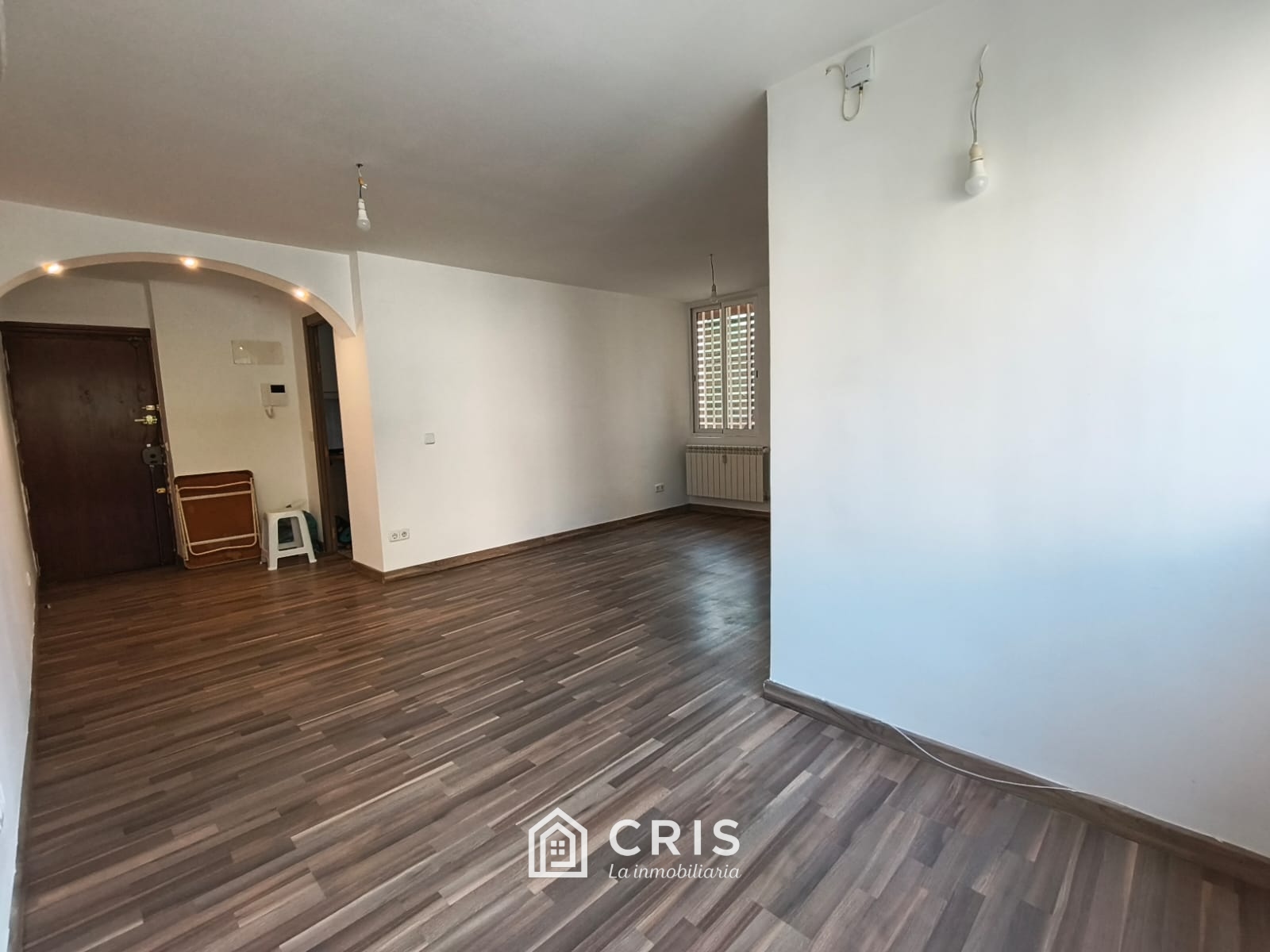 Valleaguado magnífica vivienda de 2 dormitorios (antiguamente 3), amplio salón de 20 metros cuadrados con terraza incorporada, cocina amueblada con tendedero incorporado — foto 3