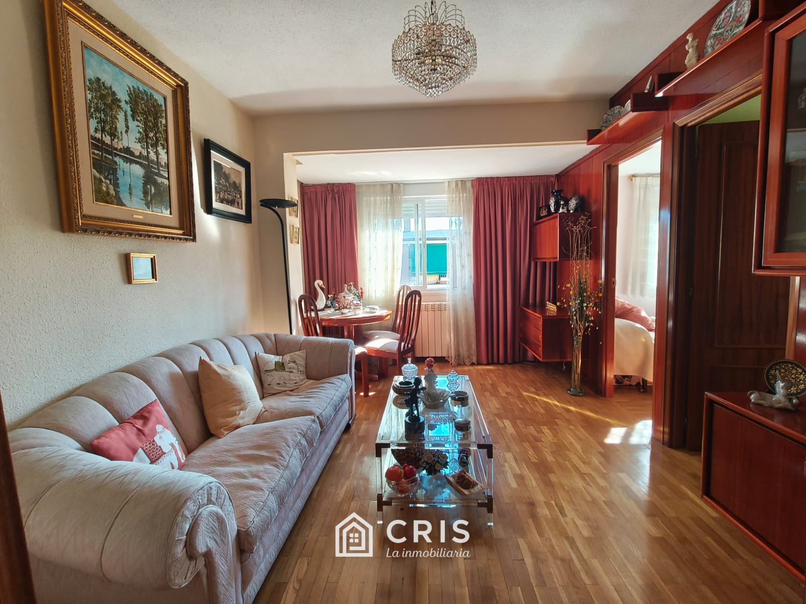 PRECIOSA VIVIENDA EN EL BARRIO SAN PASCUAL (METRO BARRIO DE LA CONCEPCIÓN) DE 3 DORMITORIOS Y ASCENSOR TOTALMENTE EXTERIOR, ÚLTIMA PLANTA DE UN EDIFICIO DE 7 ALTURAS E ITE FAVORABLE EN EL 2018. — foto 1