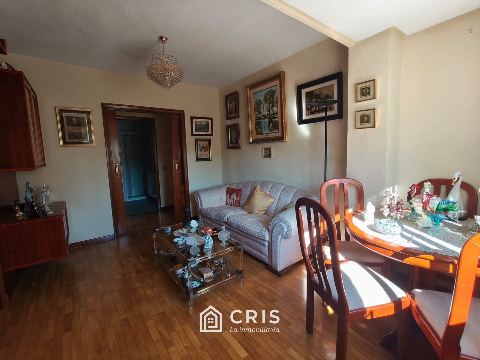 PRECIOSA VIVIENDA EN EL BARRIO SAN PASCUAL (METRO BARRIO DE LA CONCEPCIÓN) DE 3 DORMITORIOS Y ASCENSOR TOTALMENTE EXTERIOR, ÚLTIMA PLANTA DE UN EDIFICIO DE 7 ALTURAS E ITE FAVORABLE EN EL 2018. — foto 3