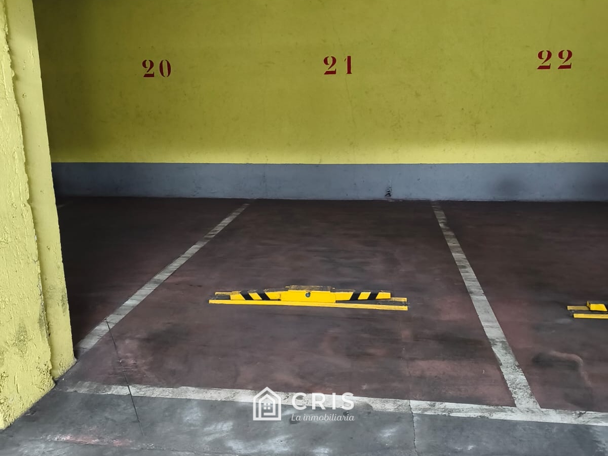 ¡EXCELENTE PLAZA DE GARAJE EN EL CENTRO DE SAN FERNANDO DE HENARES!
Se vende cómoda plaza de garaje SITUADA EN LA PLANTA SOTANO 2 de un recinto privado, ideal para facilitar tu día a día. — foto 2