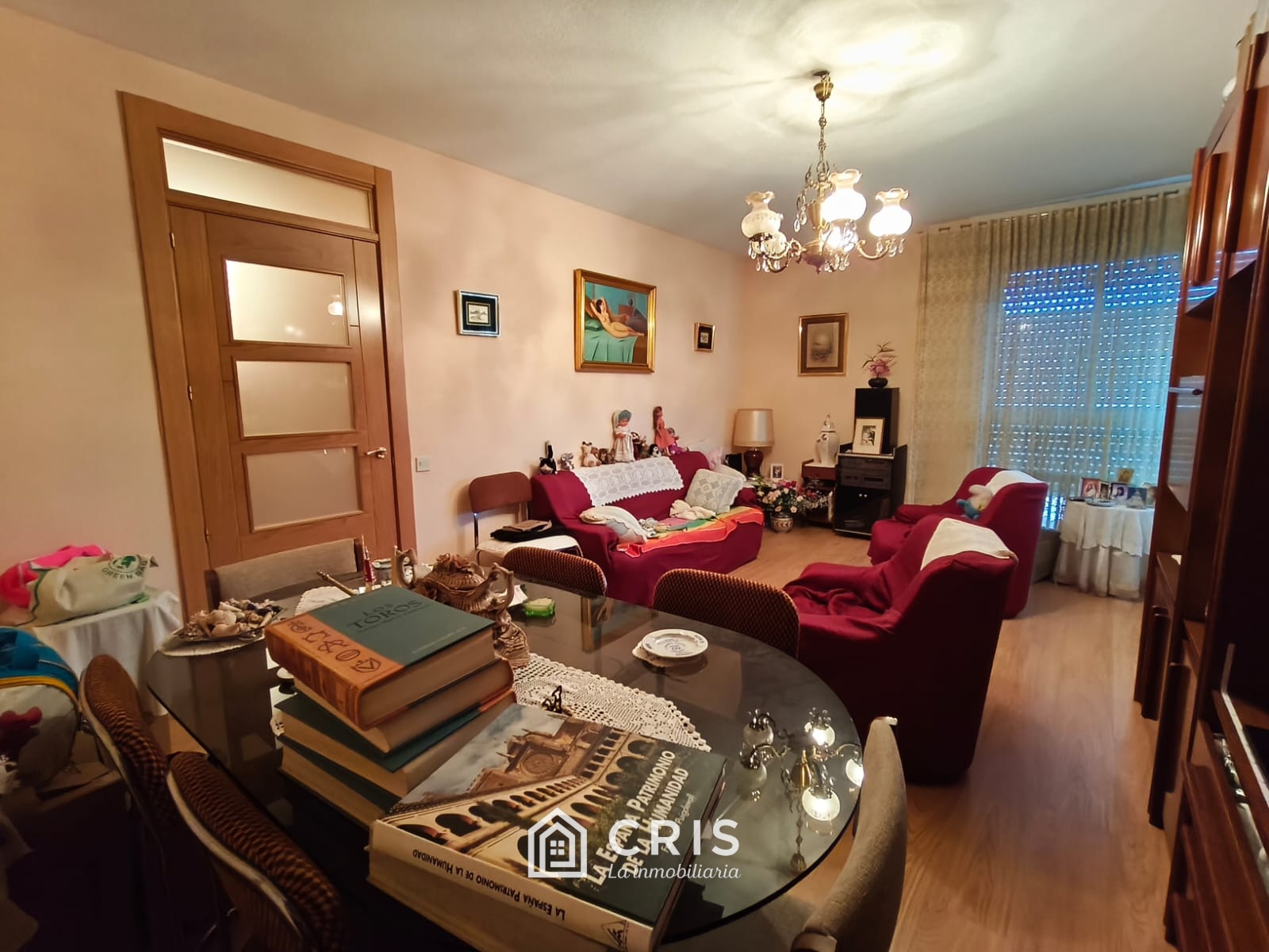 MAGNÍFICA VIVIENDA EN EL BARRIO DE SIMANCAS DE 3 DORMITORIOS Y CUARTO DE PLANCHA, AMPLIO SALÓN INDEPENDIENTE CON ACCESO DIRECTO A LA TERRAZA, COCINA AMUEBLADA, BAÑO Y ASEO, 2 ASCENSORES POR PLANTA, TOTALMENTE EXTERIOR, SITUADA EN SÉPTIMA Y ÚLTIMA PLANTA (vivienda única en el rellano).
EDIFICIO ADAPTADO PARA PERSONAS CON MOVILIDAD REDUCIDA. — foto 4